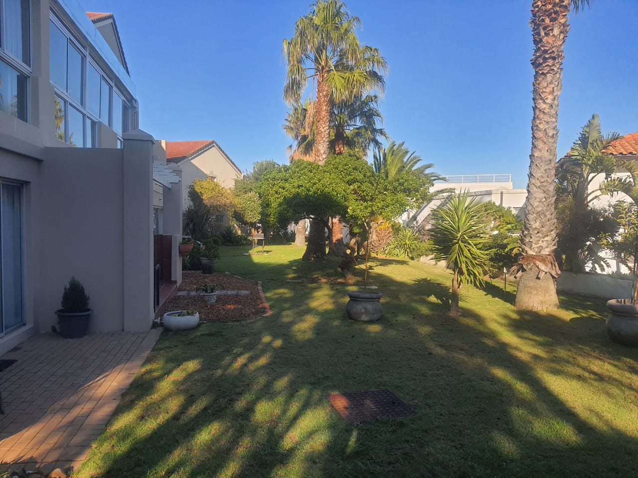 To Let 2 Bedroom Property for Rent in Gordons Bay Central Western Cape